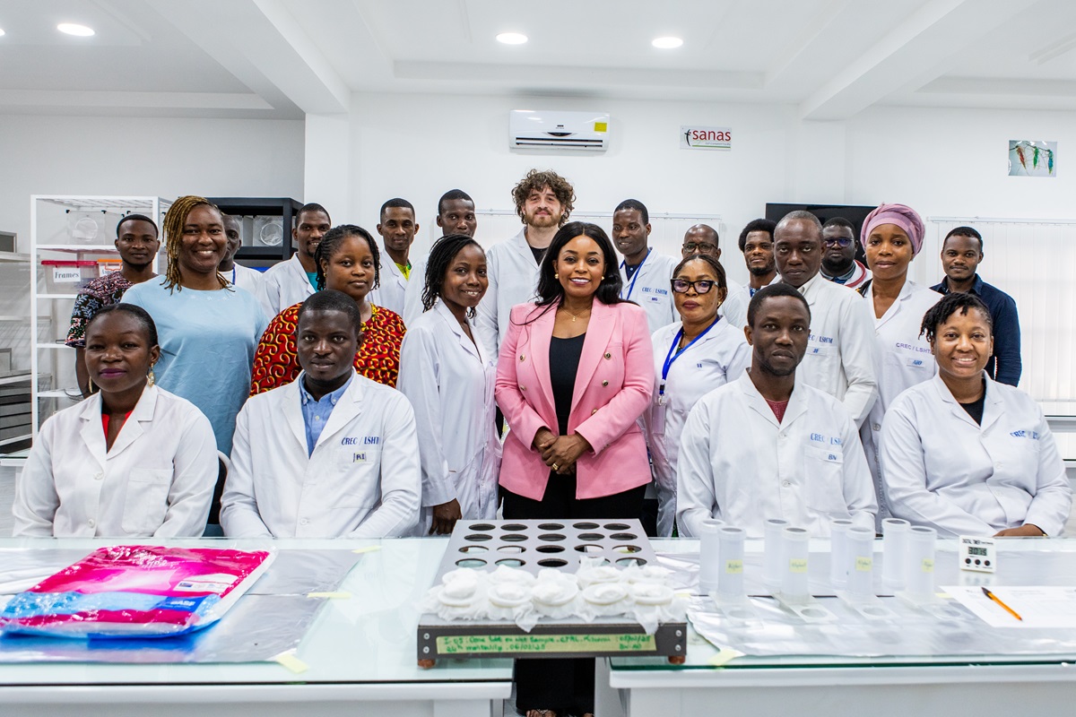 Group picture of medical professionals.